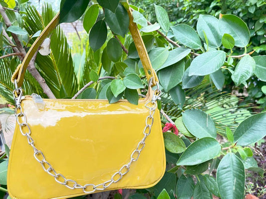 AAFROSE Chain Decor Yellow Baguette Bag