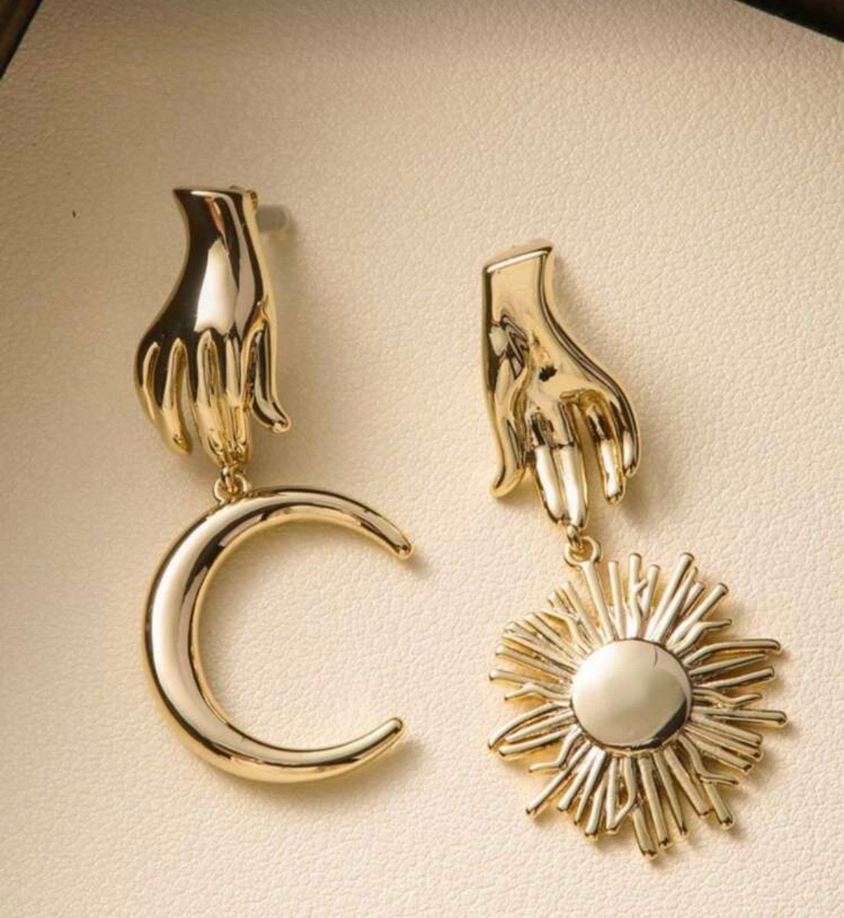 New Personalized Asymmetrical Sun Moon Earrings Women's Texture Metal Geometric Earrings Popular Explosive