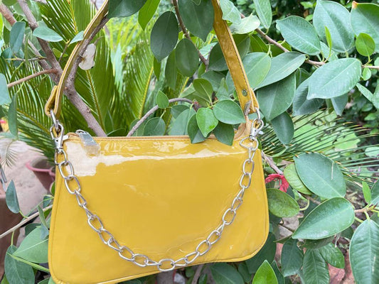 AAFROSE Chain Decor Yellow Baguette Bag